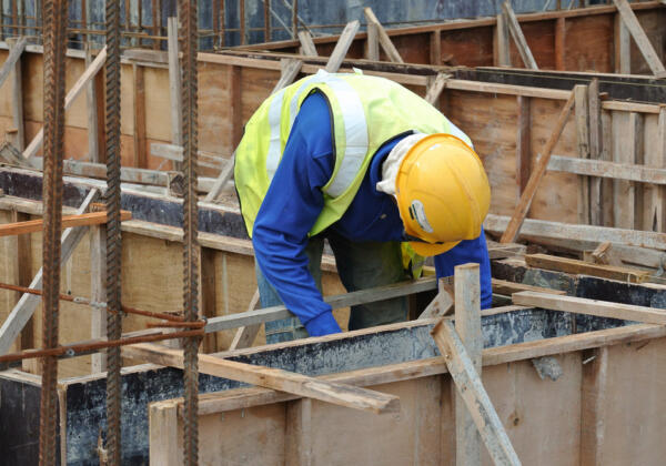 Formwork-carpenter